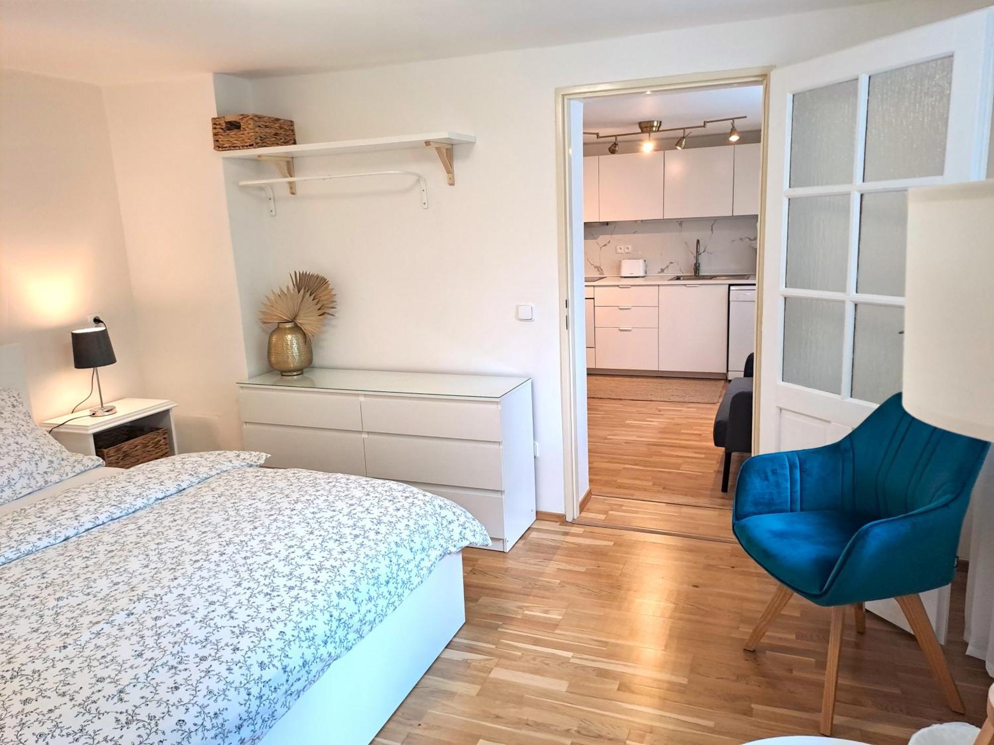 Apartmanovy Dum Se Zahradou V Klidne Casti Prahy Прага Номер фото